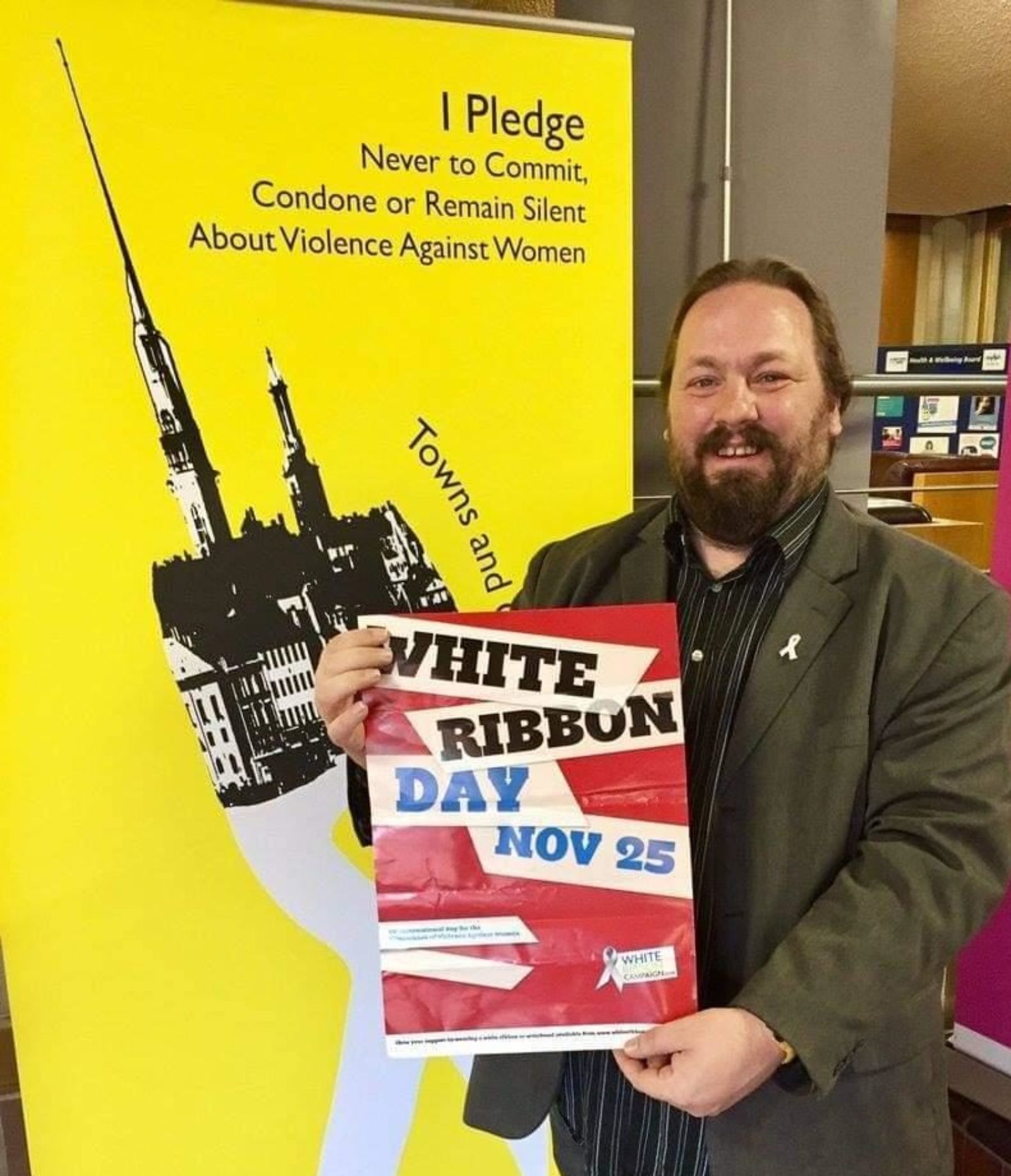 Cllr Maple supporting the White Ribbon campaign
